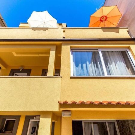 Tin 2 Appartement Vrbnik Buitenkant foto